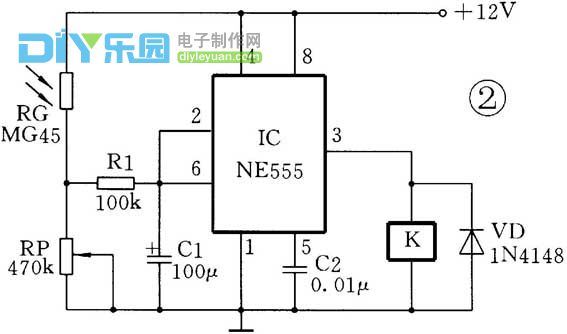 用UA741或NE555组成的光控开关电路