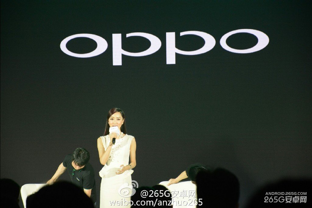 18 美女主持人上场,oppo r7要来了.