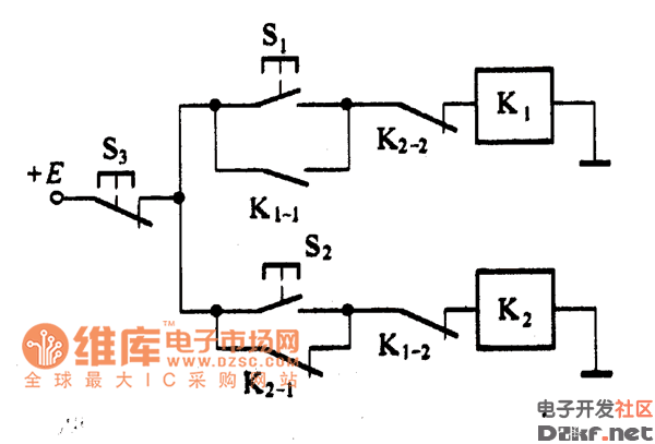 有时根据控制的需要,将若干个继电器作为 组,在同一组中的继电器同时