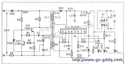 手机万能充电器电路工作原理与检修